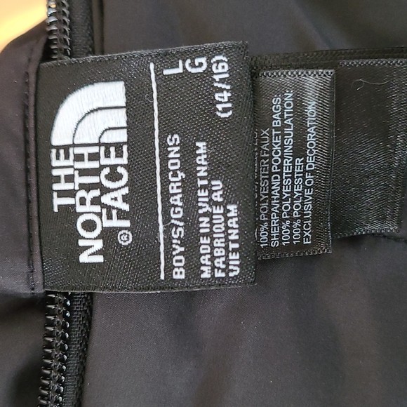 North face winter coat size large - Picture 6 of 6